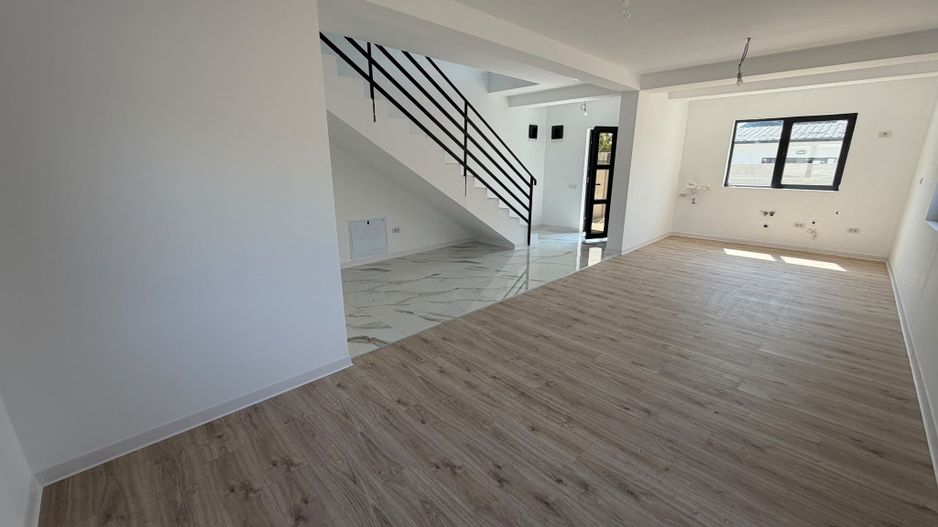 CASA INDIVIDUALA- TEREN 320 MP, MUTARE IMEDIATA, PARCARE, COMIS 0% - Poză 9