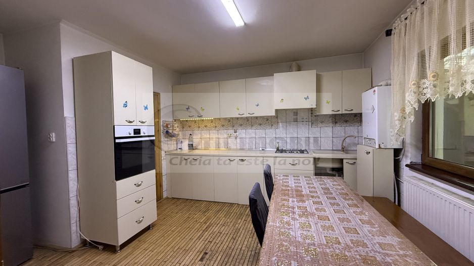 CASA INDIVIDUALA MOARA DE VANT S+P+M BECI GARAJ - Poză 1