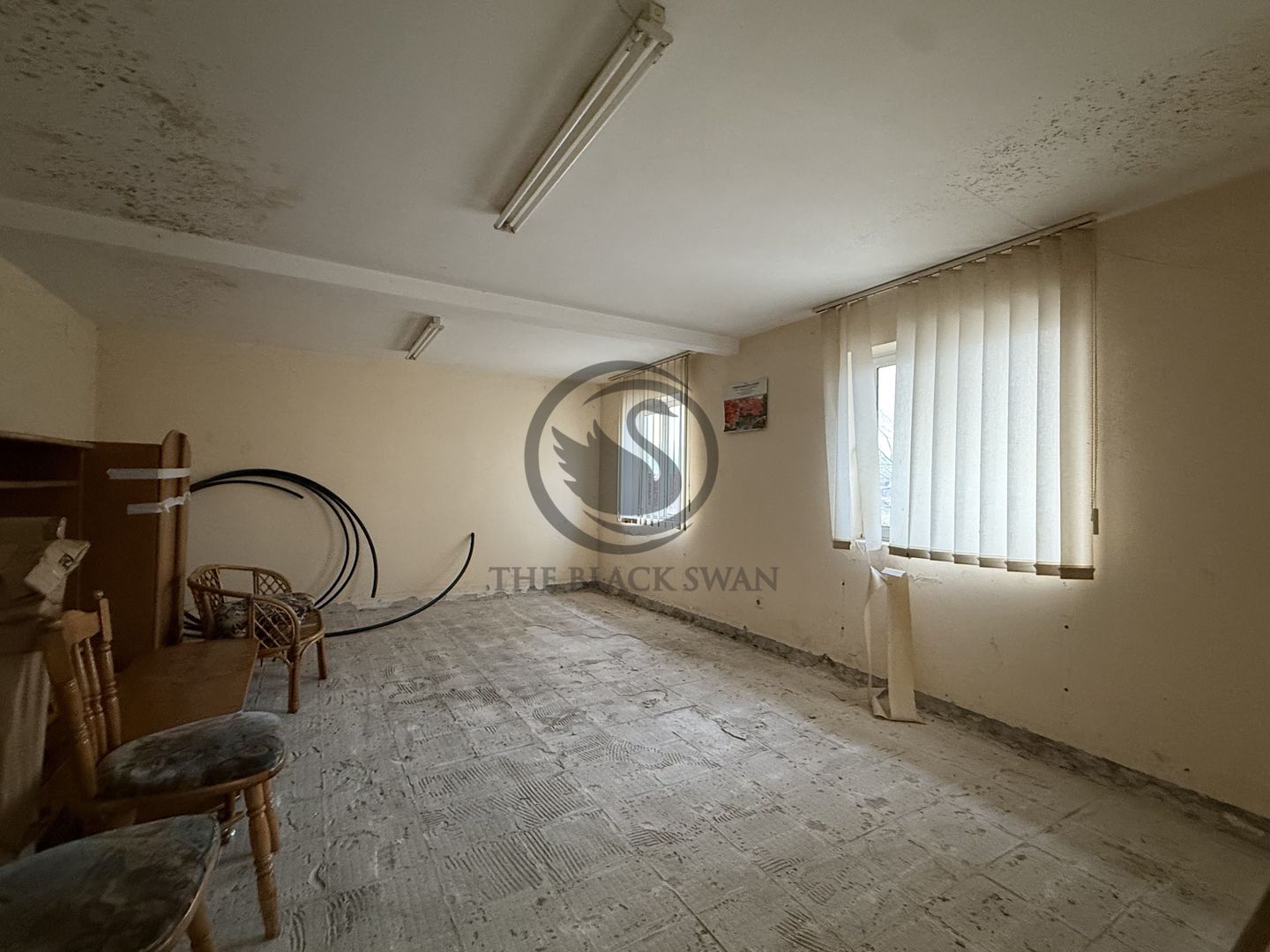 Casa / Spatiu birouri de vanzare | 1.153 mp teren | Kaufland - Moreni - Poză 9
