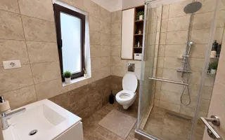 Casă cu parter, etaj și mansardă de vânzare – Cartierul Nou - Poză 14