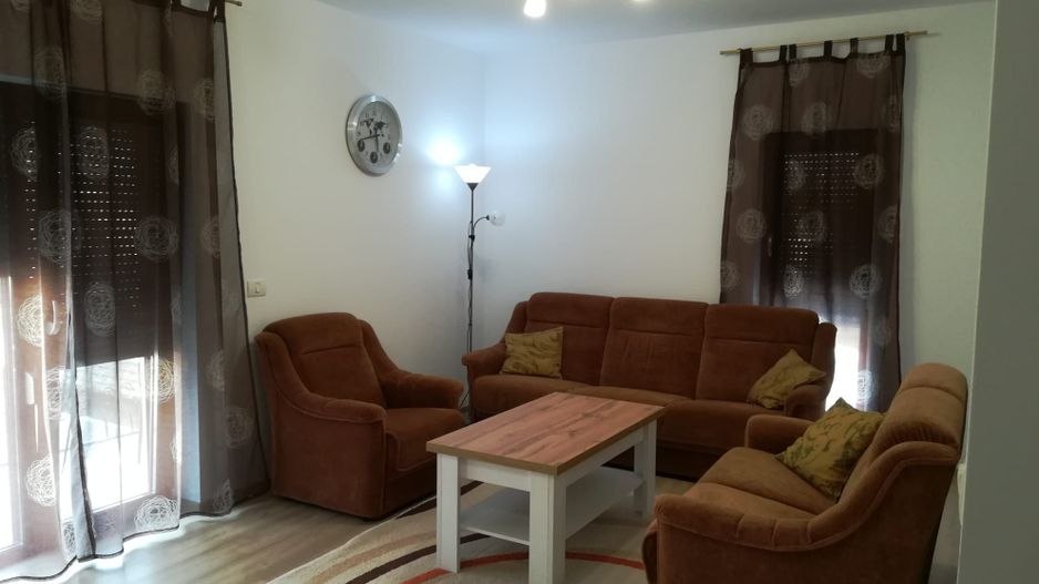 Giroc | 2 camere | Decomandat | Etaj 1 | Mobilat și utilat | Aproape de Daf - Poză 3