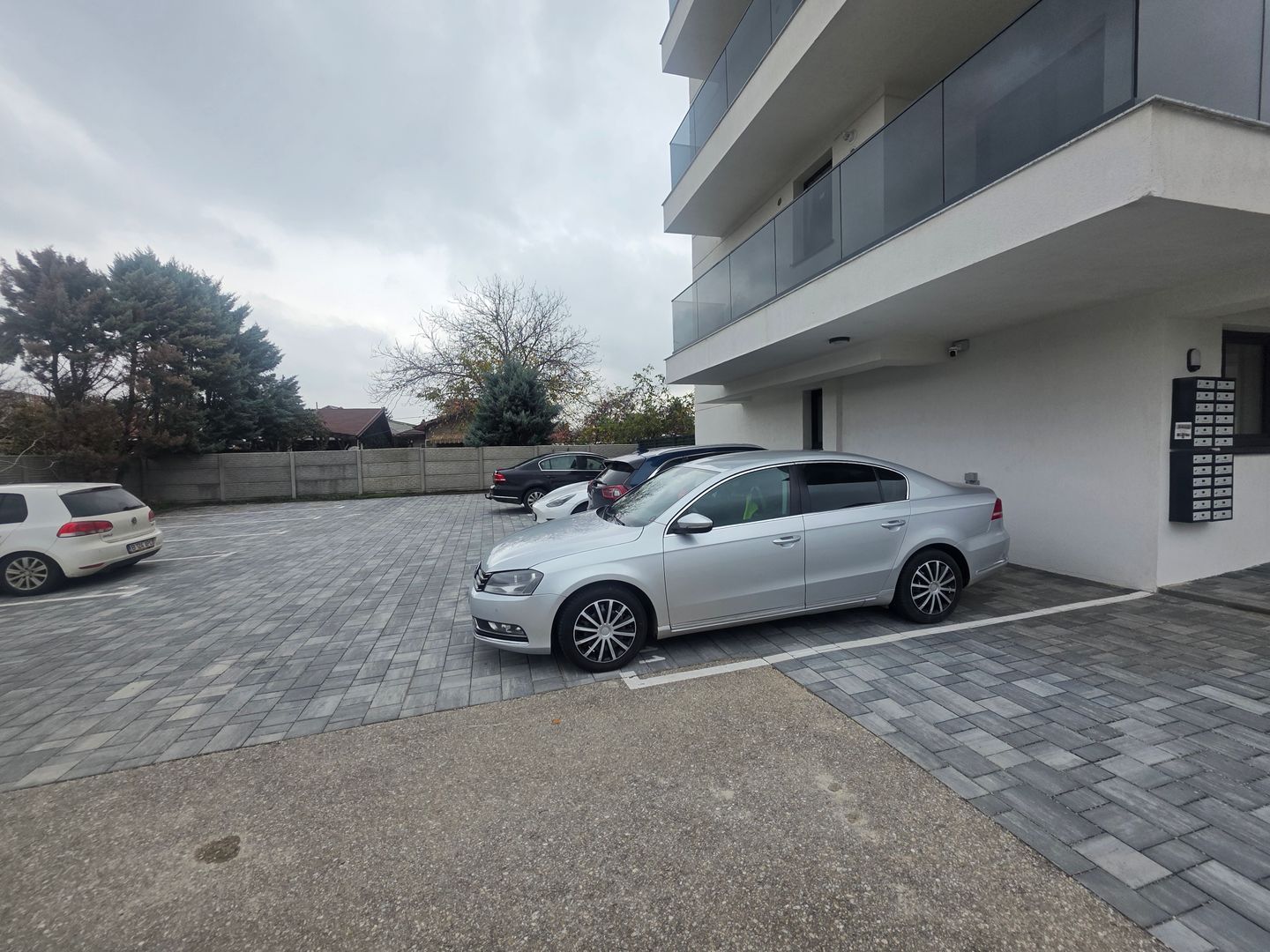3 camere | Allegoria Colentina | nemobilat | parcare stație electrica - Poză 12