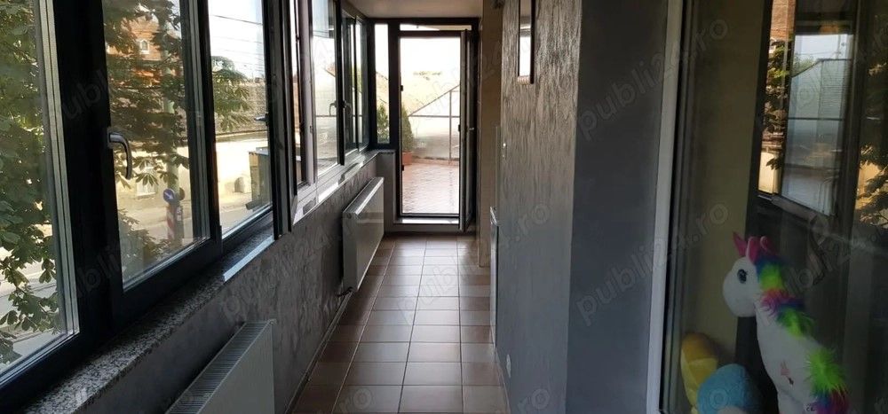 Apartament 2 camere Calea Dorobantilor etaj 1 cu centrala - Poză 10