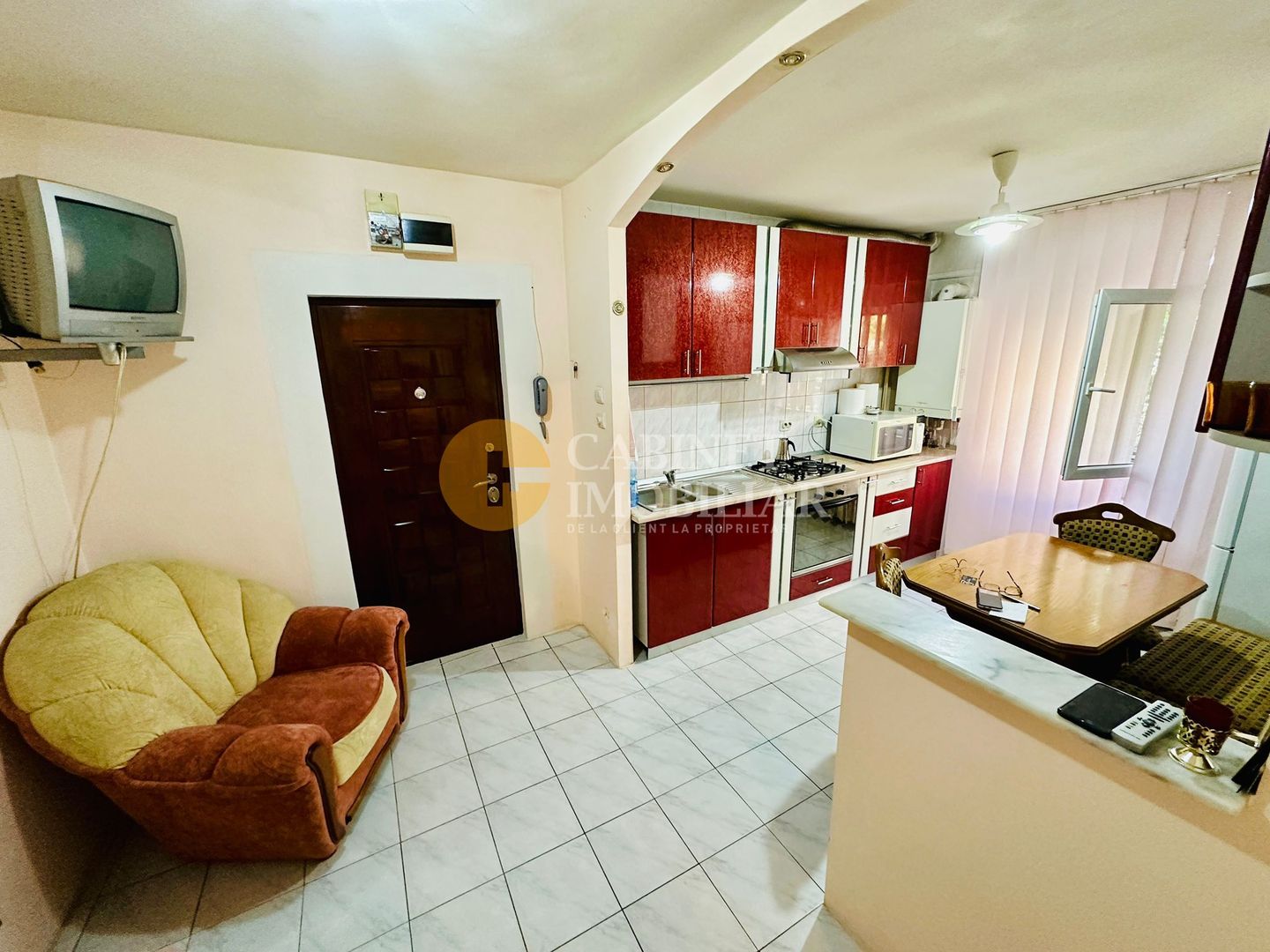 3 Camere DECOMANDAT - ETAJ 1 - Zona Mircea Cel Batran - Poză 9