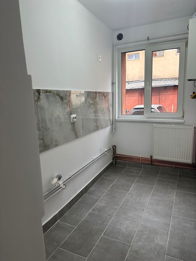 Apartament cu 2 camere de vânzare in centru Alba Iulia - Poză 3