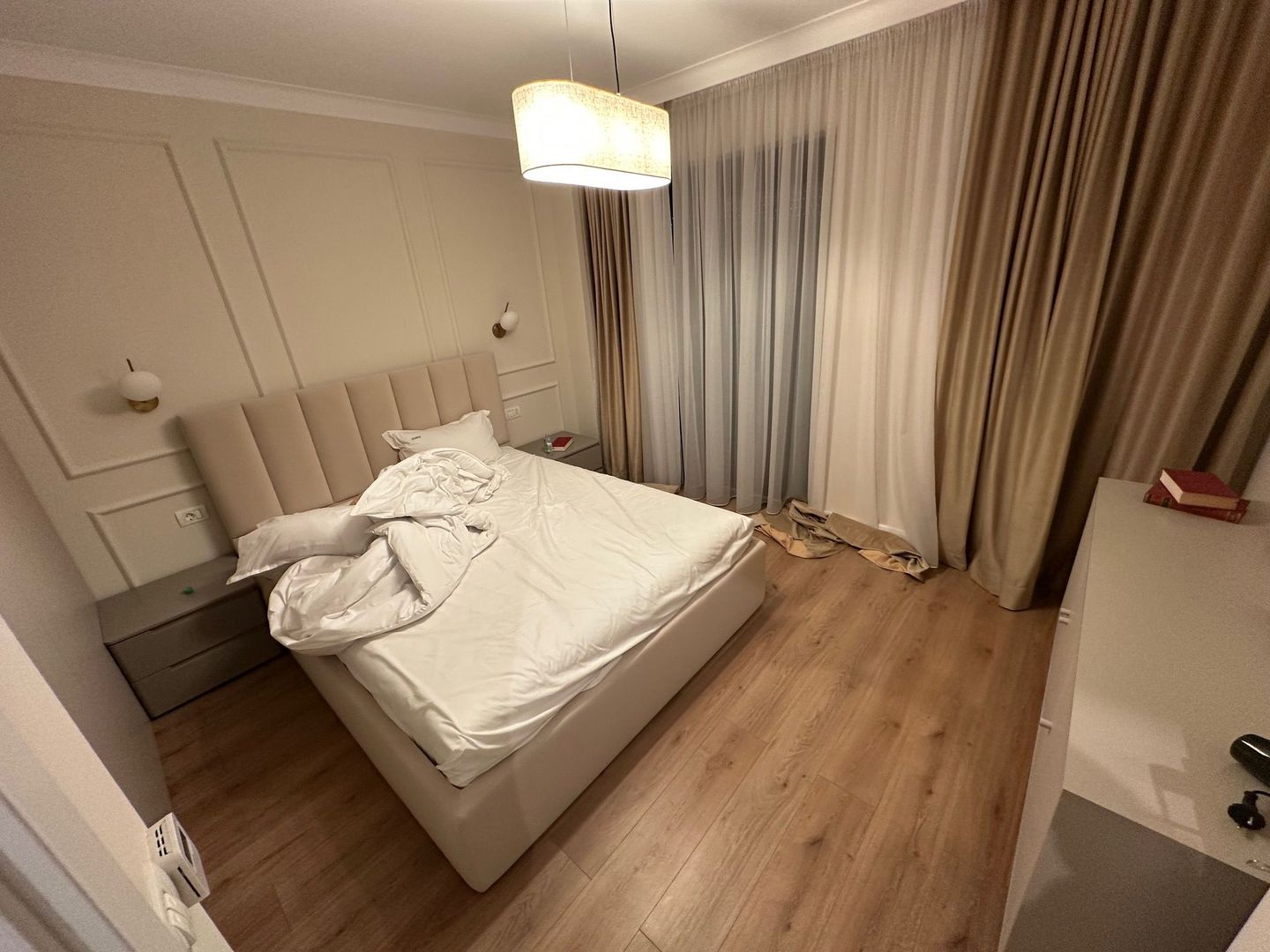 Apartment deosebit  se vinde complet mobilat - Poză 9