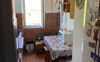 Apartament cu 2 camere semidecomandat Zona Micro 5/2 - Poză 10