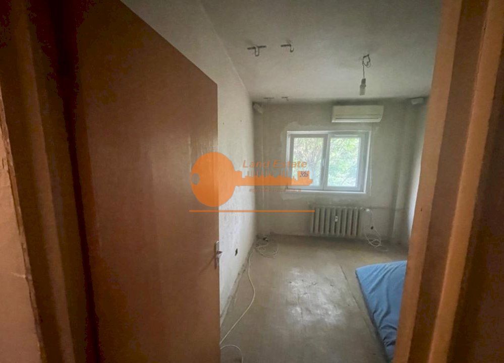 4 camere Stefan cel Mare ( bloc 1980 ) - Poză 2