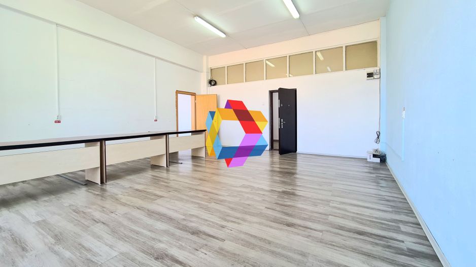 Spatiu birouri de închiriat Brasov - 40 mp # plus-imo.ro - Poză 1