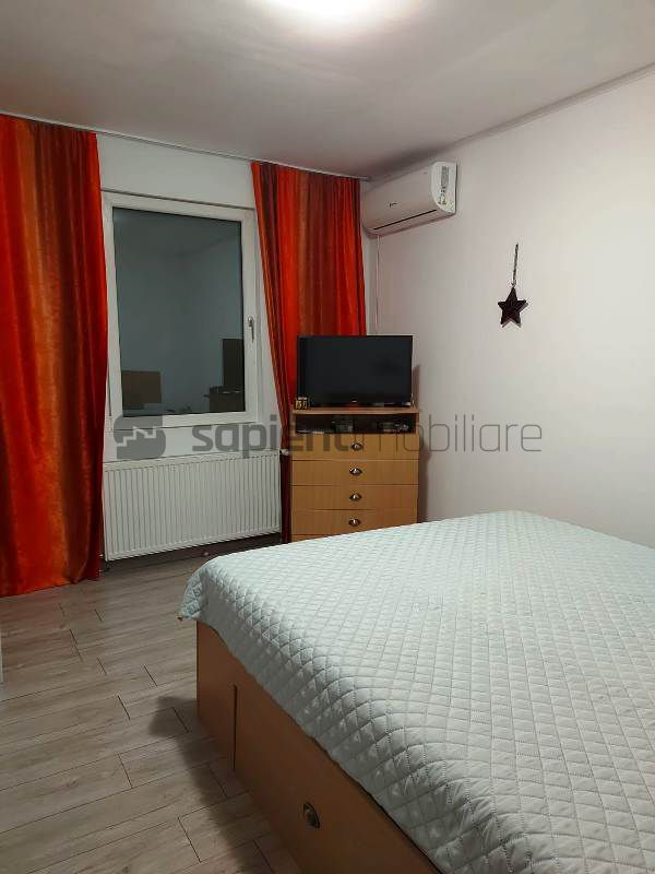 Casa cu 4 camere in Iosia - Poză 4