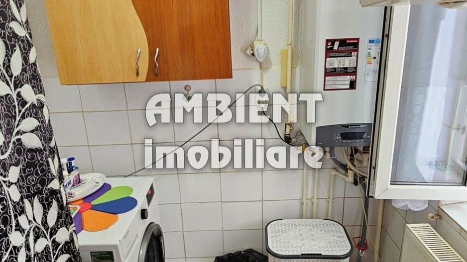 DE VÂNZARE - Apartament 2 camere, etaj 2, zona Alecsandri; - Poză 6