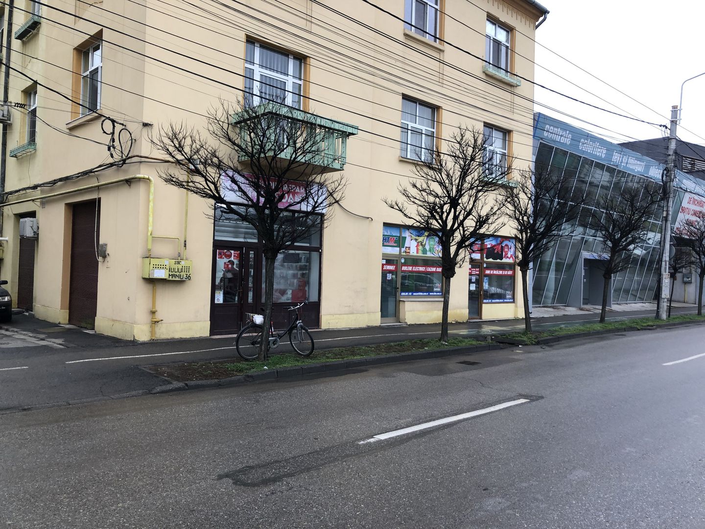 Spațiu comercial-str Iuliu Maniu - Poză 1