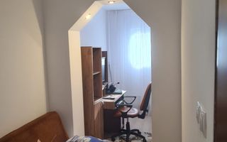 Garsonieră 32 mp, modificata in 2 incaperi – Motorului, etaj 1 - Poză 3