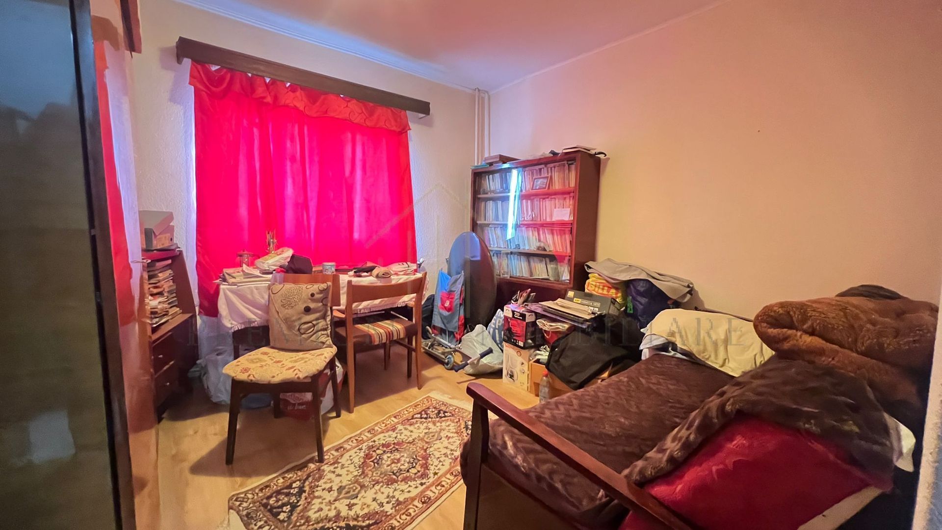 Apartament 3 camere – Etaj 2/4 – Zona de jos - Poză 10