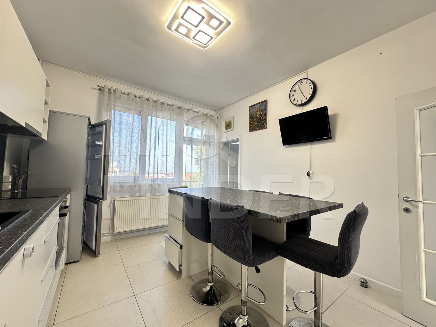 Casă specială de vânzare în Gheorgheni cu 600 mp teren - Poză 7