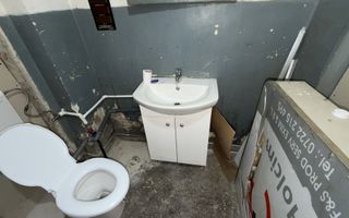 DE VÂNZARE – Două spații comerciale cu vitrină stradală, zona Turn – Câmpulung Muscel - Poză 7