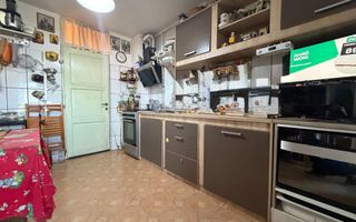 VANZARE APARTAMENT 4 CAMERE | 100 MP TOTALI | OTOPENI - Poză 10