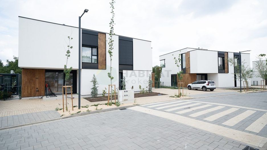 Vila tip duplex in Amber Forest, langa padure - Poză 30