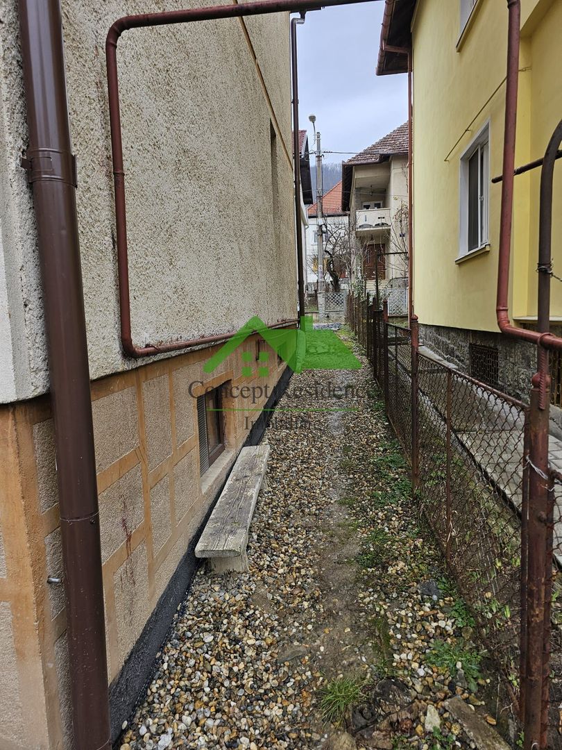 Exclusiv!Casa tip duplex renovat 2024, 200 mp construiți– Traian Vuia - Poză 23