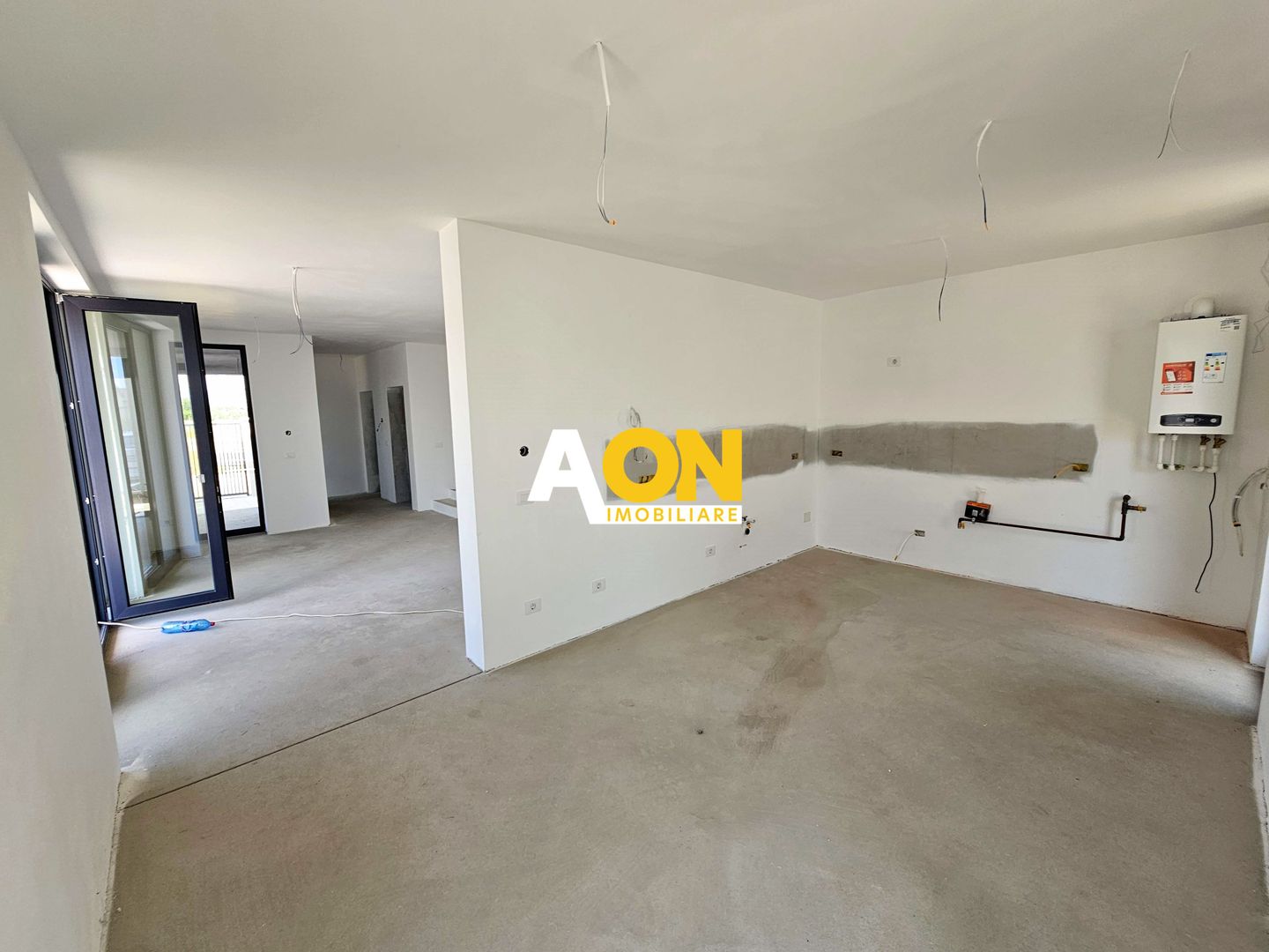 Casa moderna, 4 camere, semifinisata, 386 mp teren, zona Micesti - Poză 6