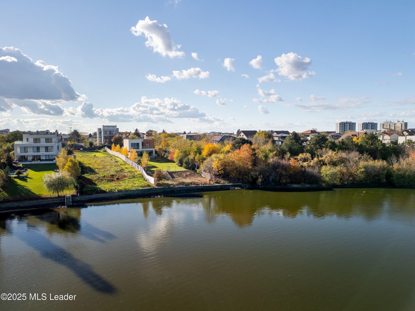 Smart-Home nZEB spectaculoasa Bucuresti Sector1 cu deschidere lac - Poză 55