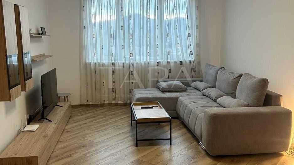 Apartament cu 2 camere, parcare subterană. Panoramă, zona BMW. - Poză 3