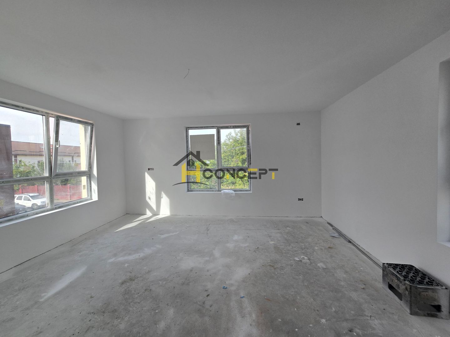 Vila finalizata, curte libera 185 mp,  loc de parcare, zona case - Poză 10