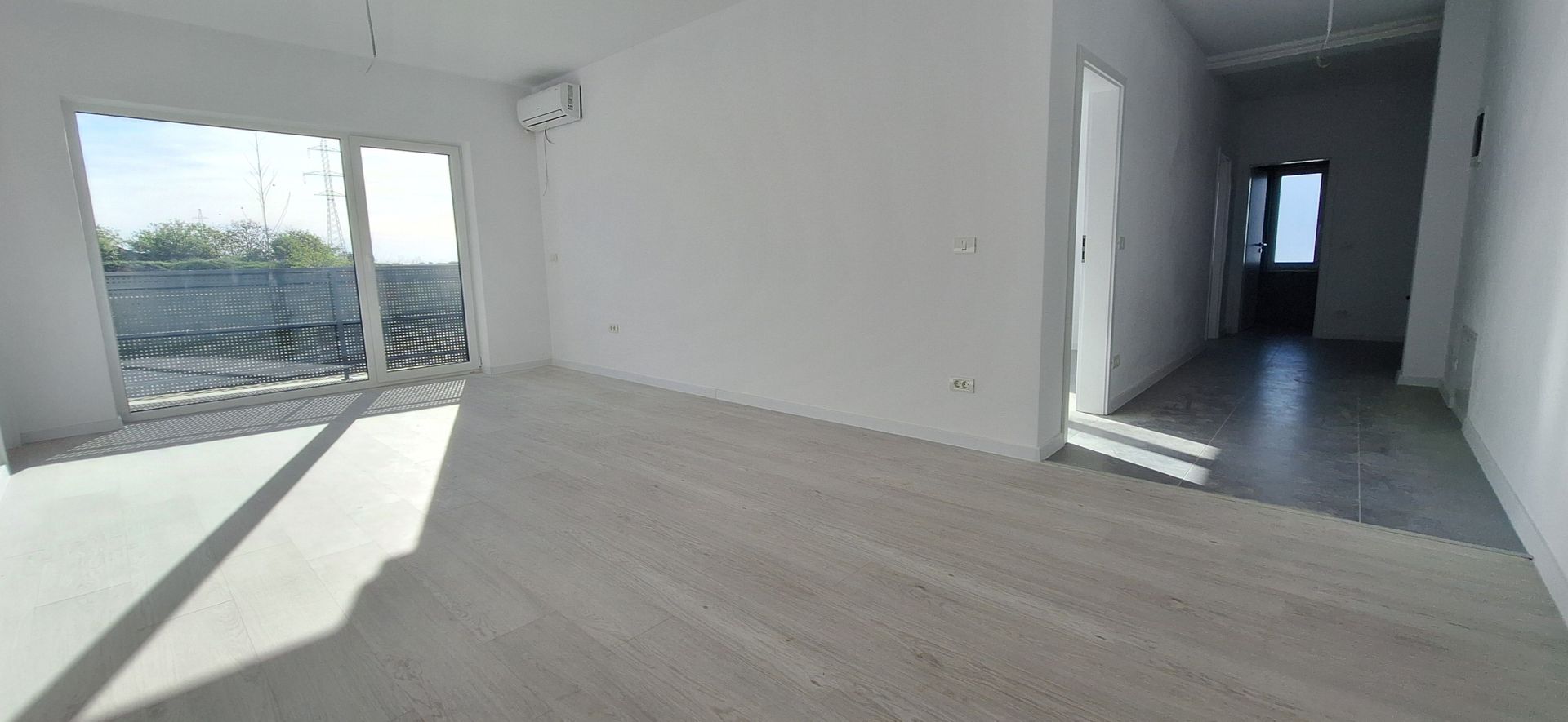 Apartament 3 camere/ loc de parcare/ balcon 7 mp - Poză 3