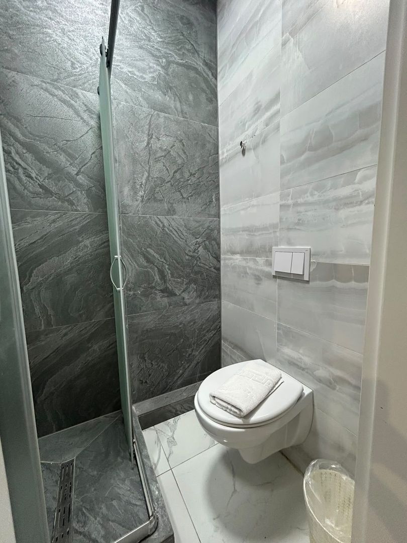 APARTAMENT 3 CAMERE DE INCHIRIAT - Poză 16