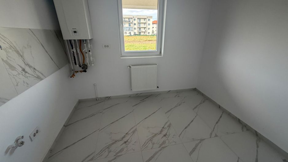 AP. 3 CAMERE - GRADINA PROPRIE 50MP, BLOC FINALIZAT, PARCARE, COMS 0% - Poză 3