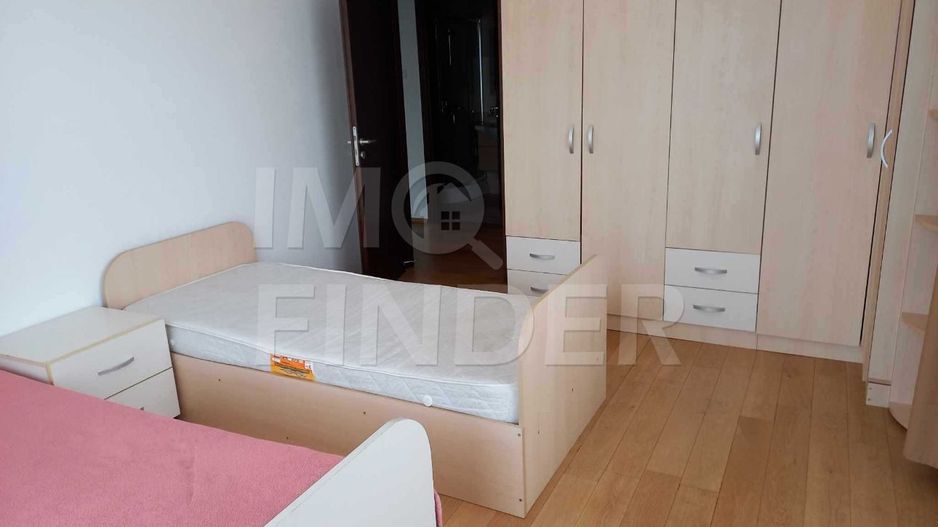 Vanzare 3 camere 108 mp, terasa 32 mp,  zona Buna Ziua, garaj si boxa - Poză 4