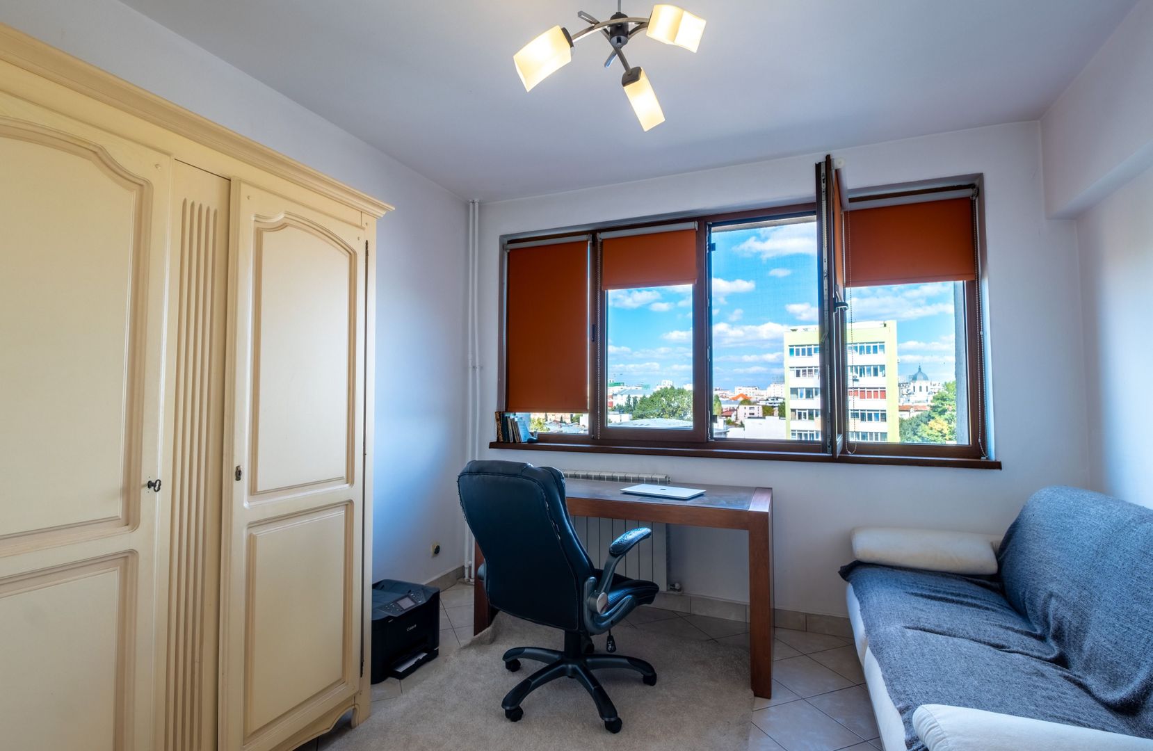 Apartament de 3 camere, la 10 minute de mers pe jos de Piața Unirii. - Poză 8