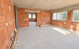 Casa cu 5 camere la rosu, nou construita, Sagu/ sau schimb cu apartament - Poză 3