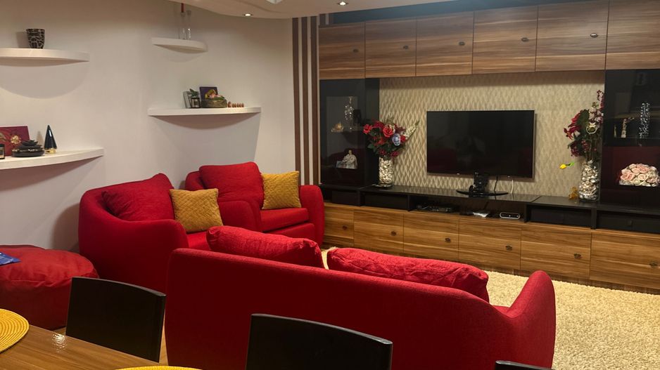 De inchiriat apartament cu 4 camere , Mall Vitan sector3 - Poză 3