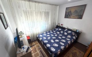 2 decomandate -  etaj 2  - 1983 - 53mp - Brazda lui Novac - Consul - Poză 2