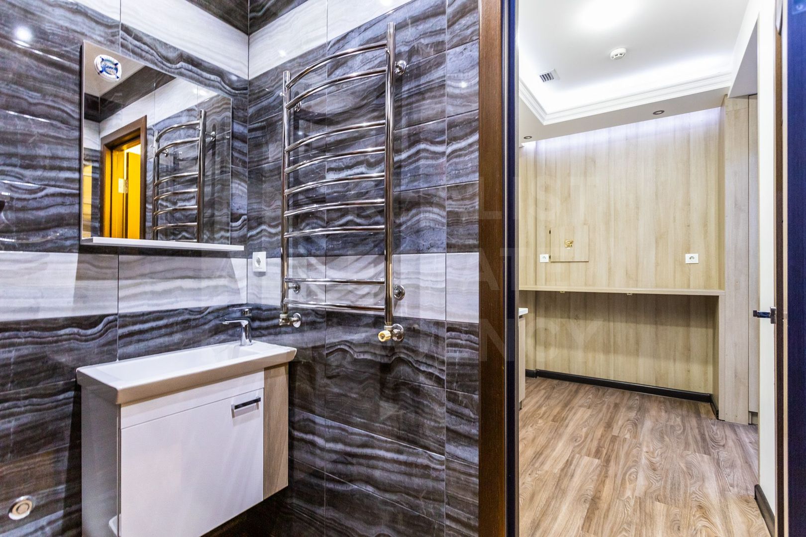 Chirie, oficiu, 116 mp, str. București, Centru - Poză 24