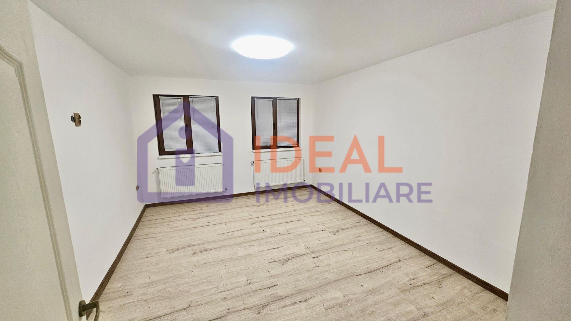 Spațiu birouri modern | 70 mp | zonă centrală - Poză 3
