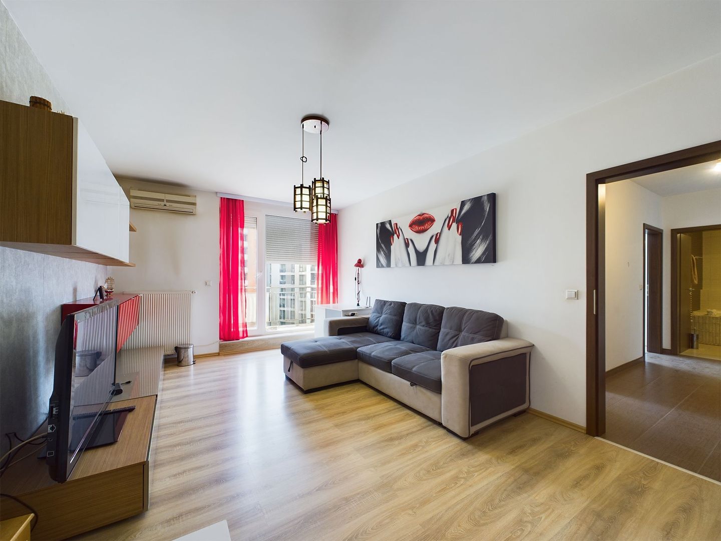 Apartament cu 2 camere mobilat și utilat în bloc cu lift - Poză 1