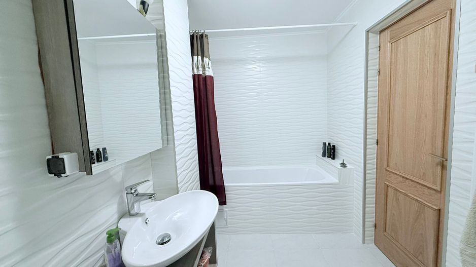 GARSONIERA DE LUX DECOMANDATA MOBILATA SI UTILATA 40MP - Poză 6