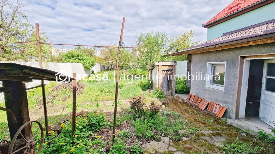 Teren spațios cu casă veche in Vlaicu - Poză 6