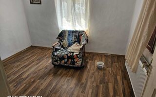 Casa de vanzare zona pitoreasca - Poză 5