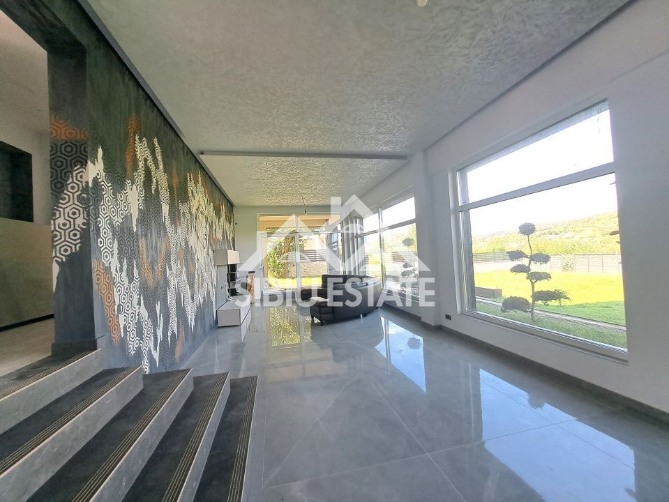 Casa Sibiu Cisnadioara, garaj, piscina, terase panoramice - Poză 22