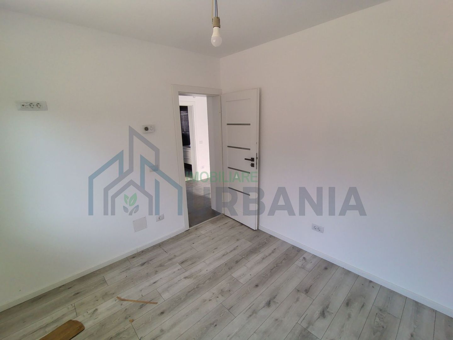 Casă de vânzare în Valea Adâncă, Strada Veche, Iași – 4 camere, P+1, 192 mp construiți - Poză 6