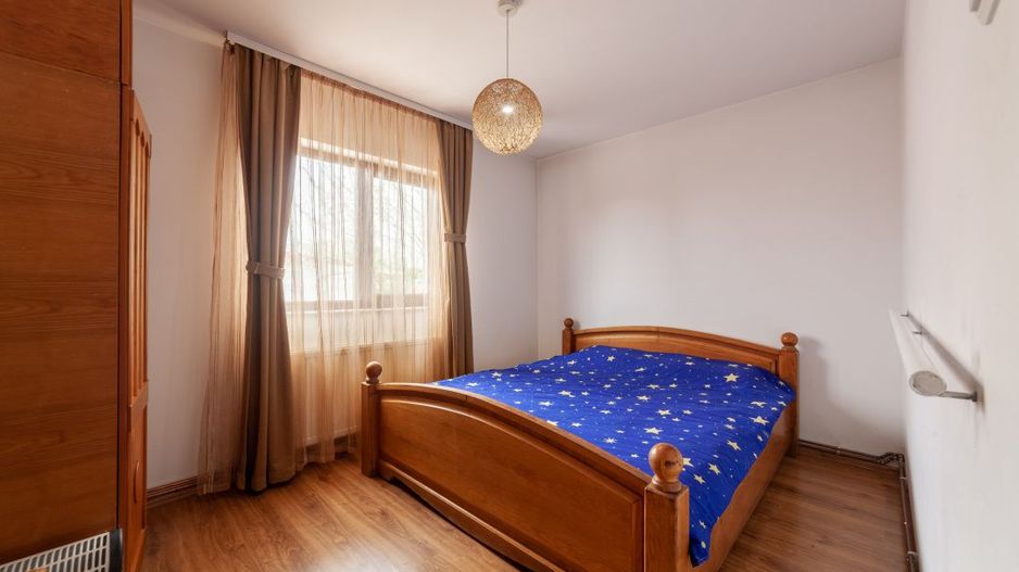 Casa de vanzare in Albota – liniste, spatiu si acces rapid catre Pitesti! - Poză 5