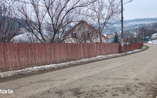 Teren intravilan 704 mp, acces asfaltat, priveliste Padurea Breazu - Poză 2