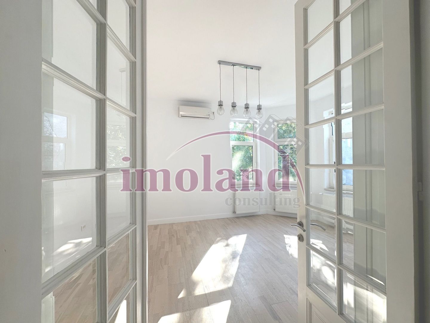 Inchiriere Vila Interbelica cu Curte - Birou - Dorobanti - Capitale - Poză 2