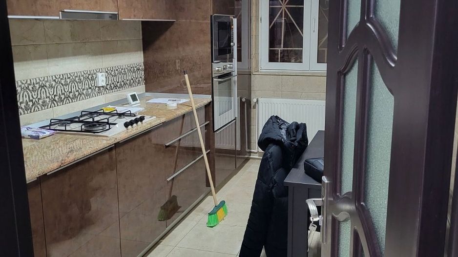 AP. 4 CAMERE PROGRESUL, CENTRALA, MOBILAT MODERN, BUCATARIE INCHISA - Poză 5