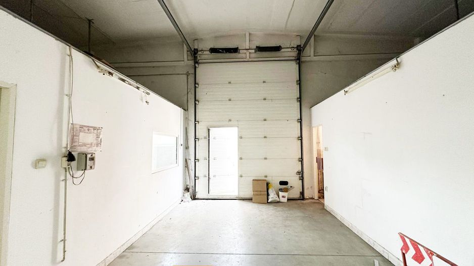 Hală industrială 431 mp de închiriat – central Arad, acces TIR - Poză 7