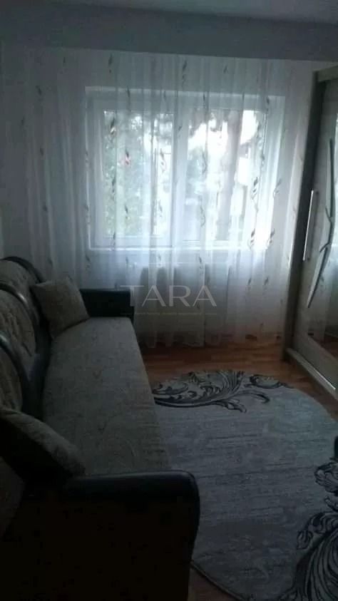 Vanzare apartament cu 3 camere in Apahida, central - Poză 2