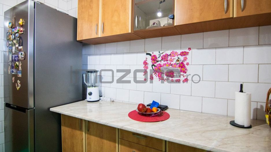 Gorjului, 3 camere la pret de 2, etaj 8/8, 69 mp, 2 bai, bucatarie mare, 1982 - Poză 8